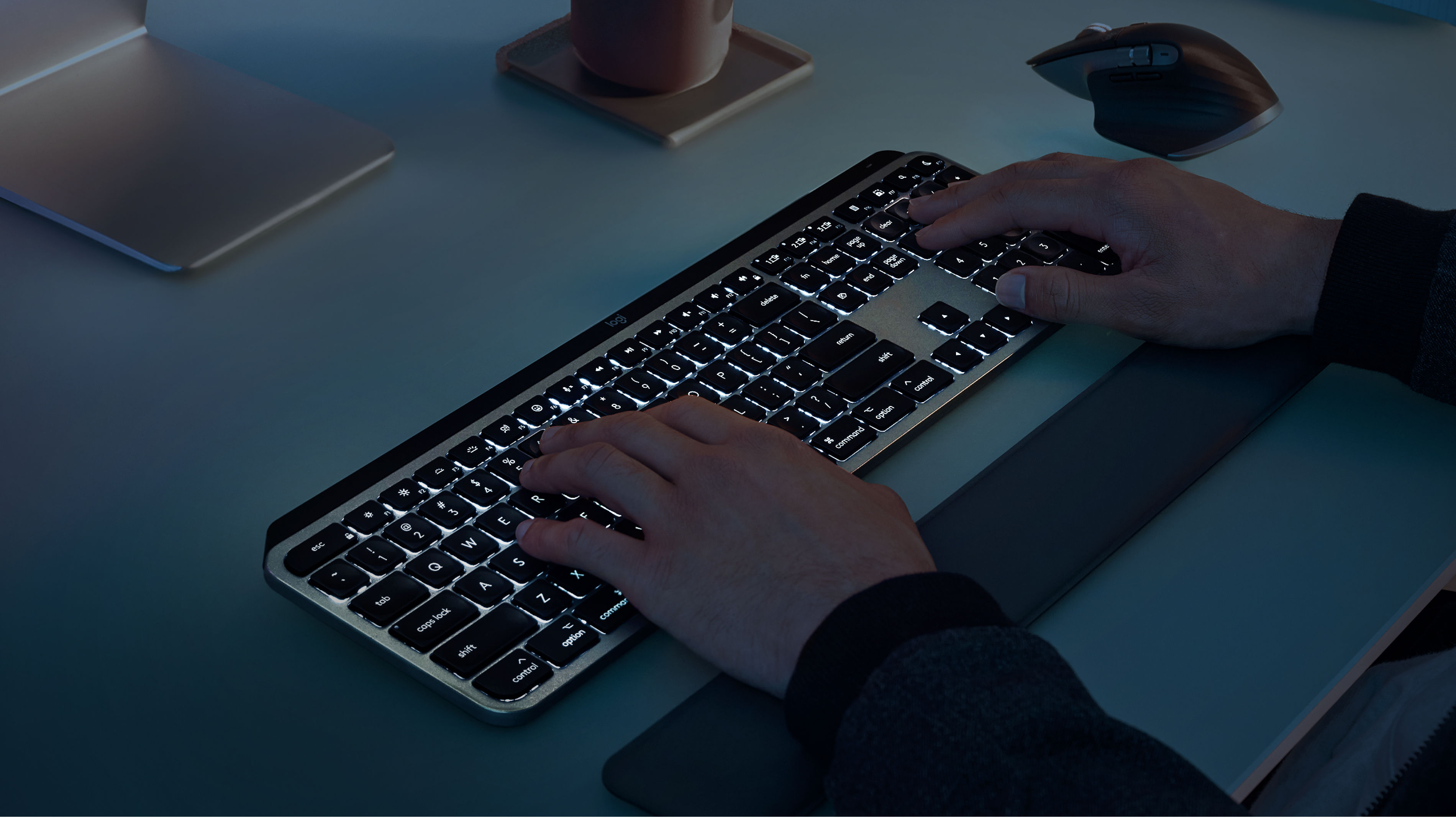 MX Keys S for Mac keyboard image