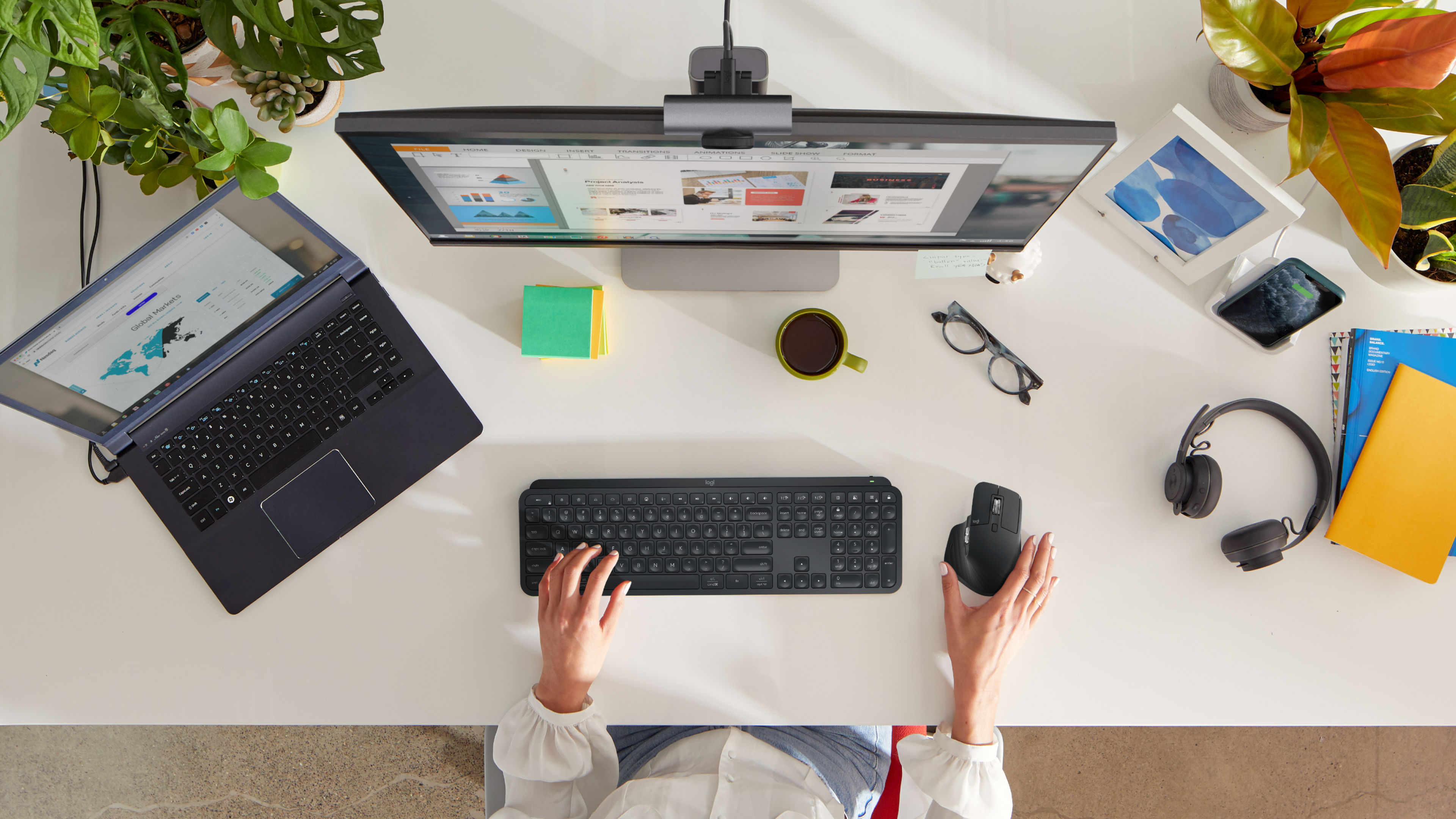 MX Keys S keyboard image