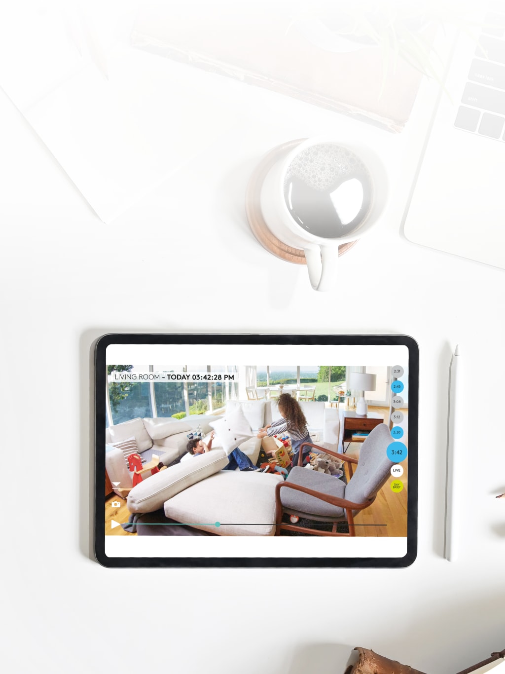 circle2safe-hero-tablet2