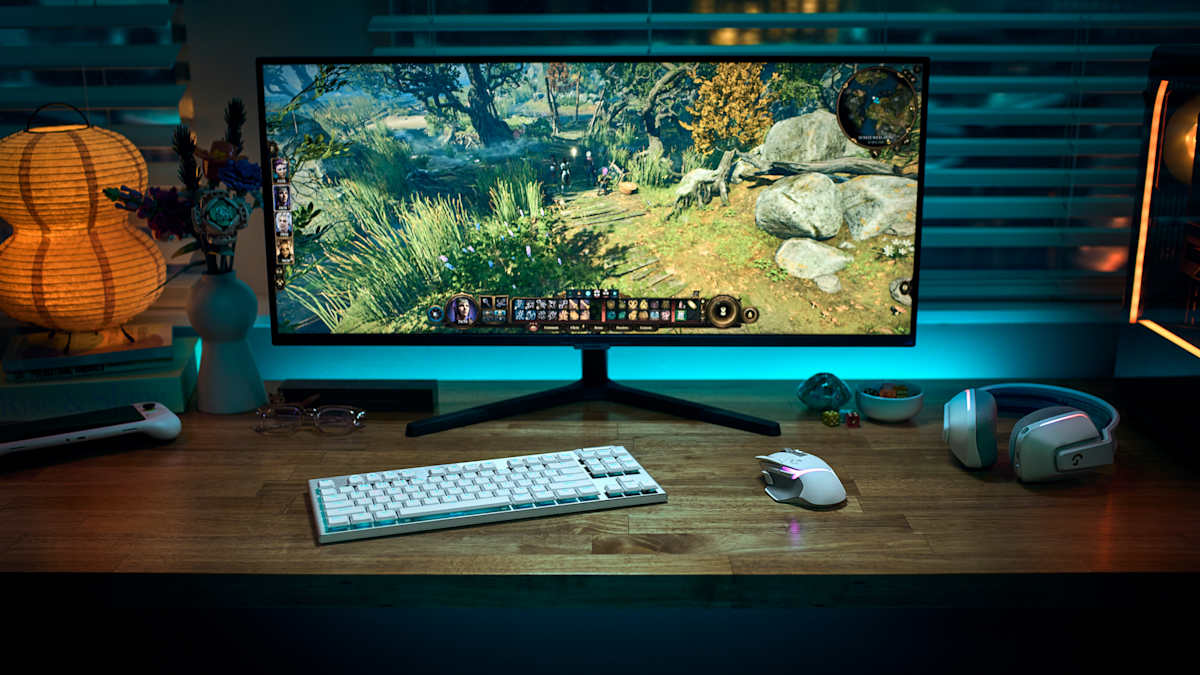 Logitech G915 X LIGHTSPEED TKL Wireless Low-Profile Gaming Keyboard (Tactile)