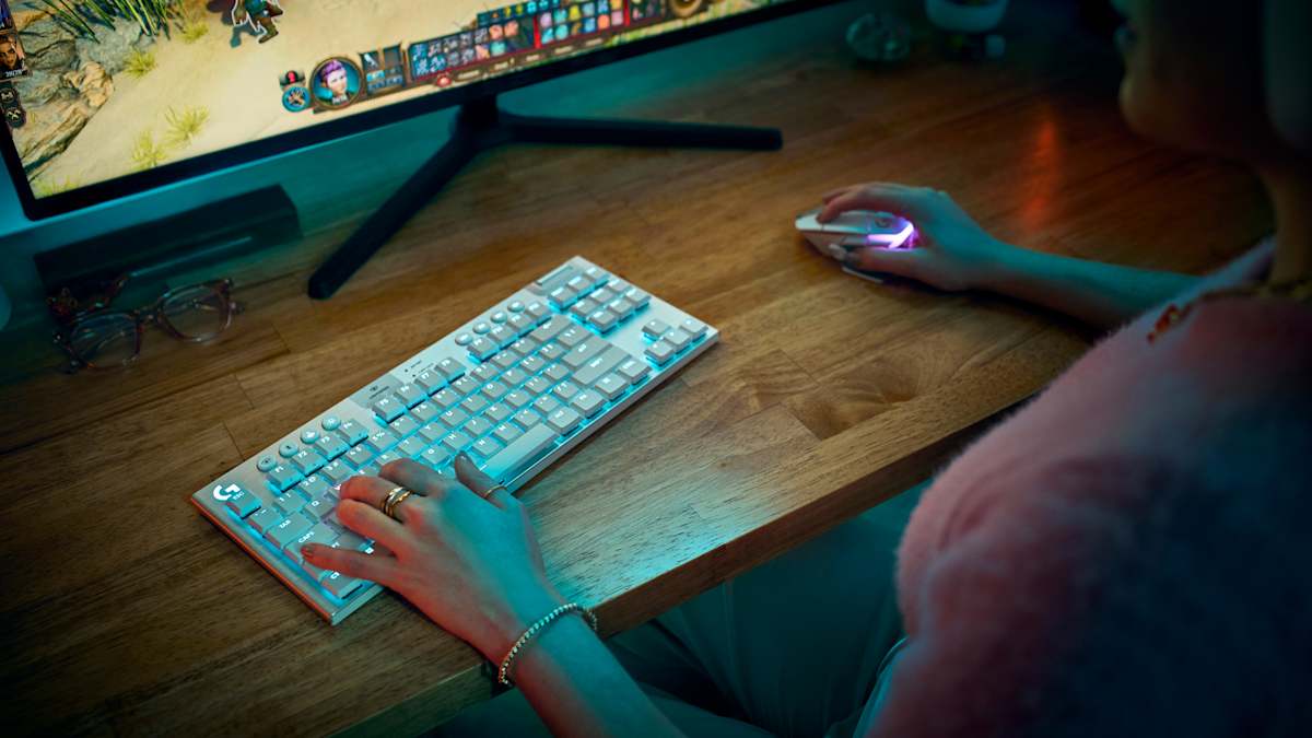 Logitech G915 X LIGHTSPEED TKL Wireless Low-Profile Gaming Keyboard (Tactile)