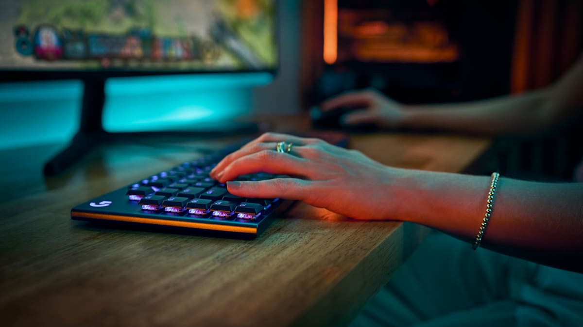 Logitech G915 X Wired Low-Profile Gaming Keyboard (Tactile)