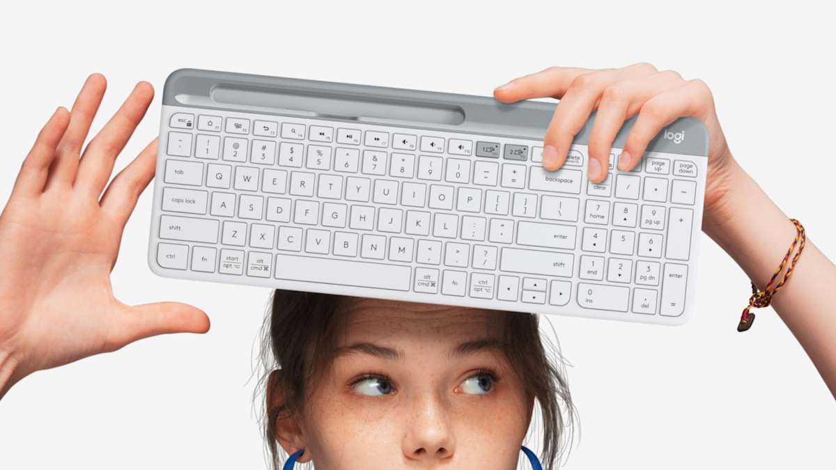 Logitech K580 Slim Multi-Device Wireless Keyboard – Graphite
