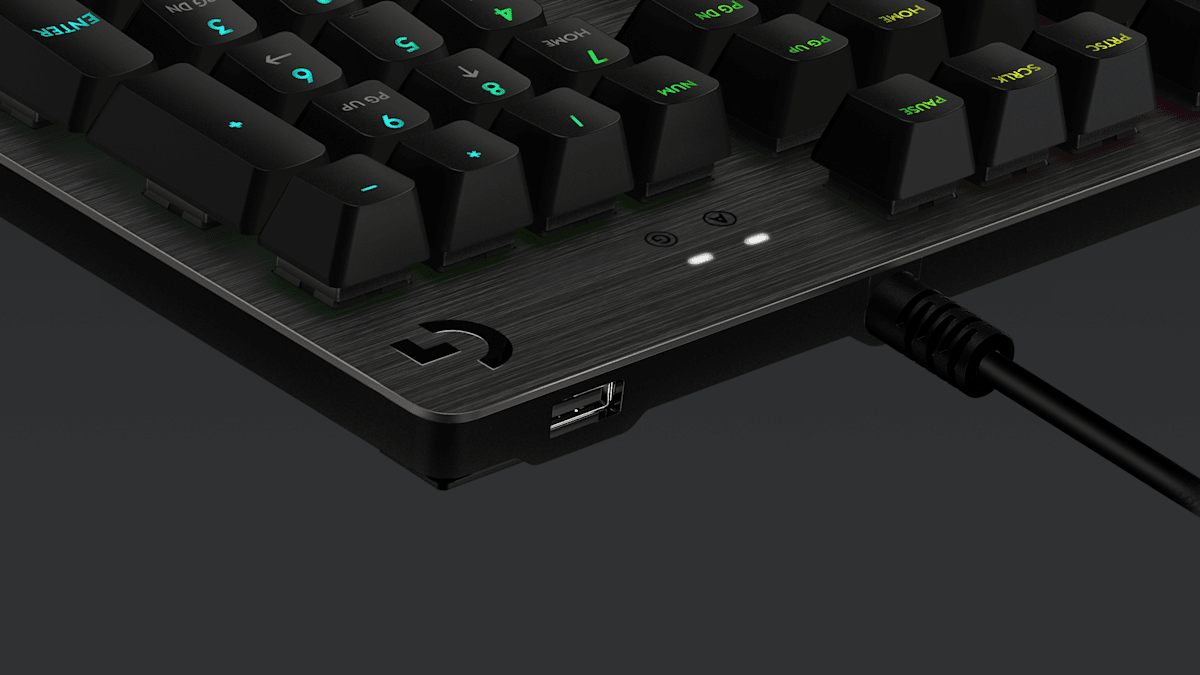 Logitech G512 Carbon LIGHTSYNC RGB Mechanical Gaming Keyboard