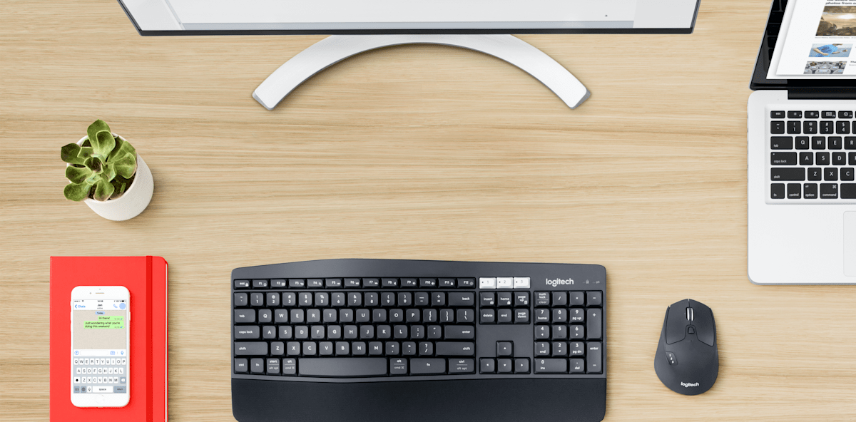 Logitech MK850 Performance Wireless Keyboard and Mouse Combo