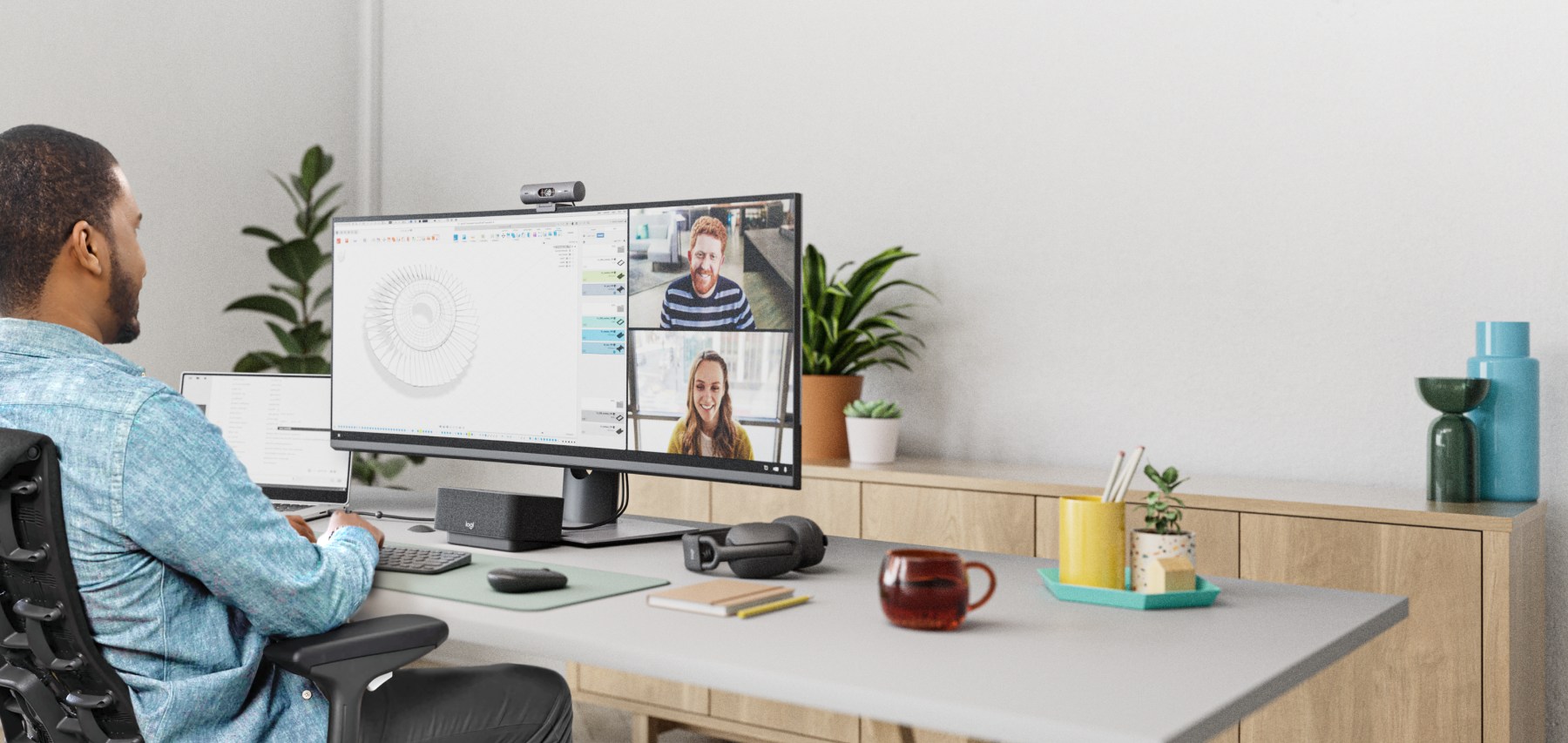 Brio 500 Full HD 1080p webcam