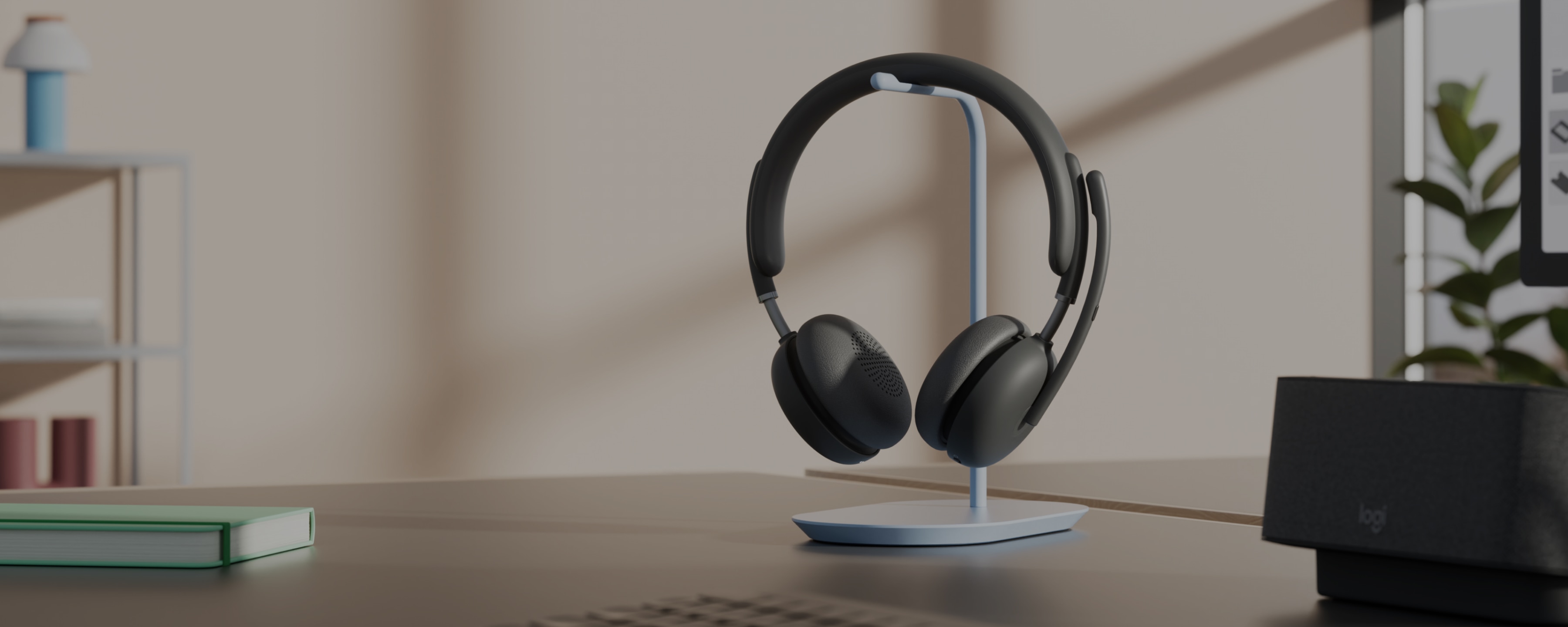 Jabra Evolve2 75 vs. Logitech Zone Wireless 2