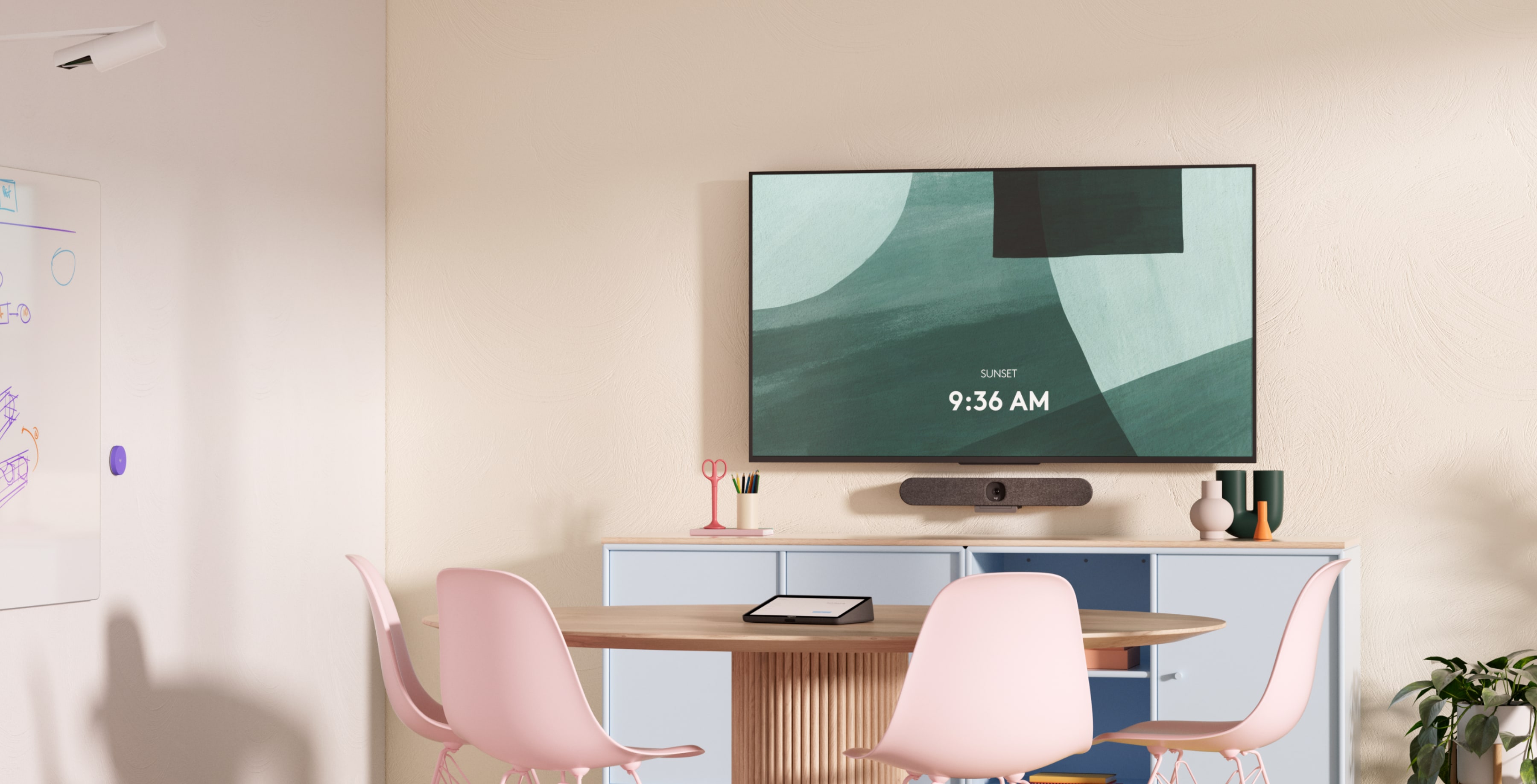 https://resource.logitech.com/w_1800,h_1800,c_limit,q_auto:best,f_jpg,dpr_2.0/d_transparent.gif/content/dam/logitech/en/products/video-conferencing/rally-bar-huddle/rally-bar-huddle-hero-banner-desktop.jpg?v=1