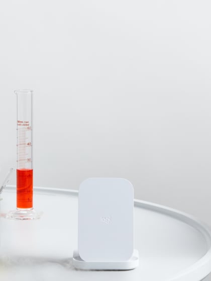 wireless-stand-mobile