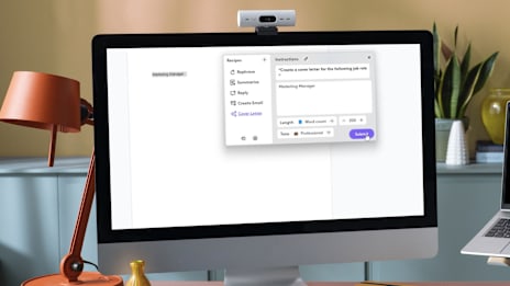 Instant access to prompts with Signature Slim K950 & Logi AI Prompt Builder 