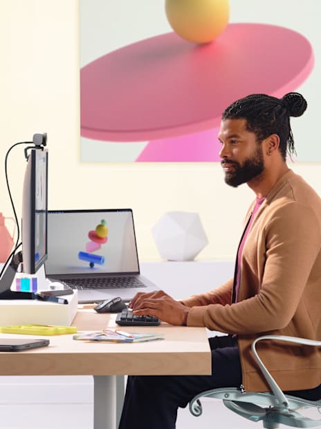 Person using Adobe Photshop