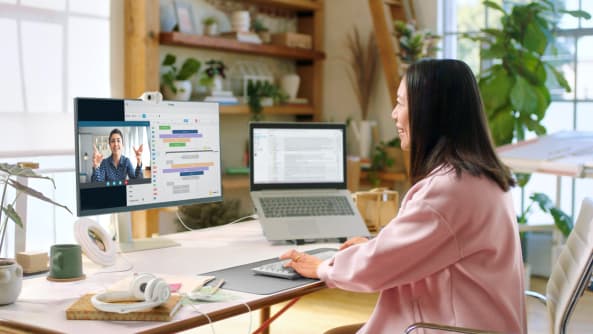 Logitech - Webcam 2 Trabajar con la cámara web Brio 100